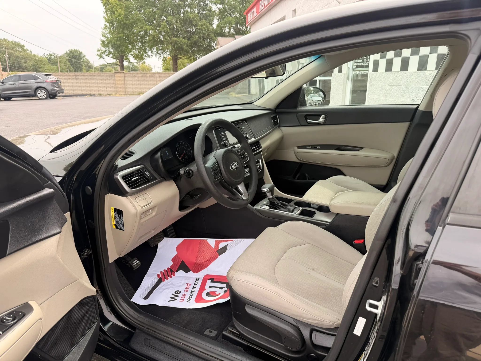 Used 2016 Kia Optima LX FWD image 9