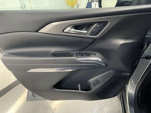 Used 2025 Chevrolet Traverse LT w/ Sun and Wheel Package AWD/4WD image 22