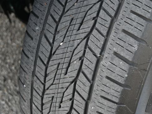 Used 2025 GMC Yukon Denali AWD/4WD image 12