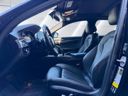 Used 2018 BMW 540i xDrive AWD/4WD image 9