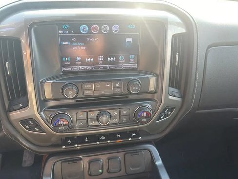 Used 2017 Chevrolet Silverado 1500 High Country AWD/4WD image 14