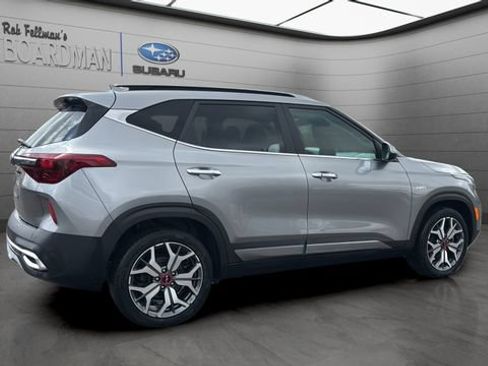 Used 2023 Kia Seltos SX w/ SX Sunroof Package AWD/4WD image 4