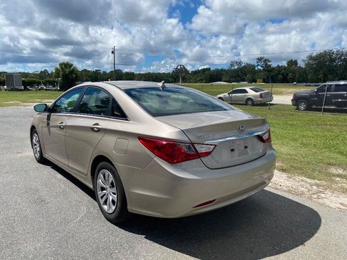 Used 2011 Hyundai Sonata GLS FWD image 10