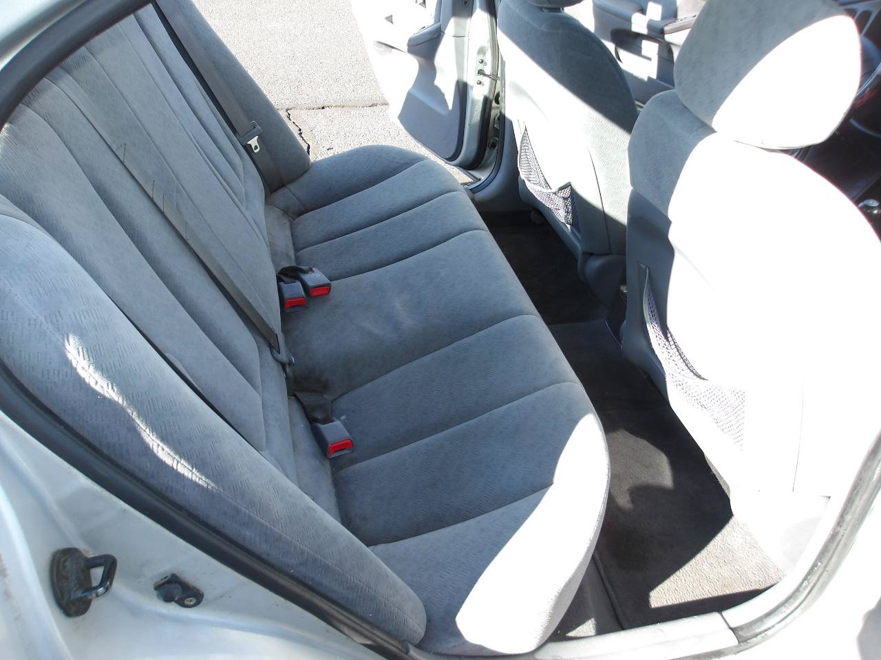 Used 2005 Hyundai Elantra GLS FWD image 11