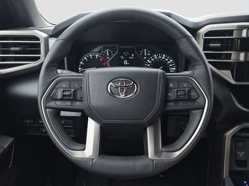 Used 2025 Toyota Tundra SR5 w/ SR5 Premium Package AWD/4WD image 9