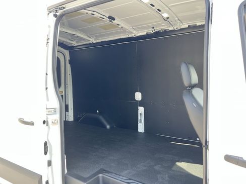 New 2026 Ford Transit 250 148 Medium Roof image 23