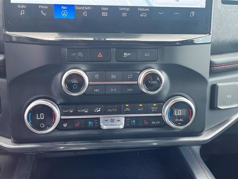 Used 2023 Ford Expedition Max Limited AWD/4WD image 16