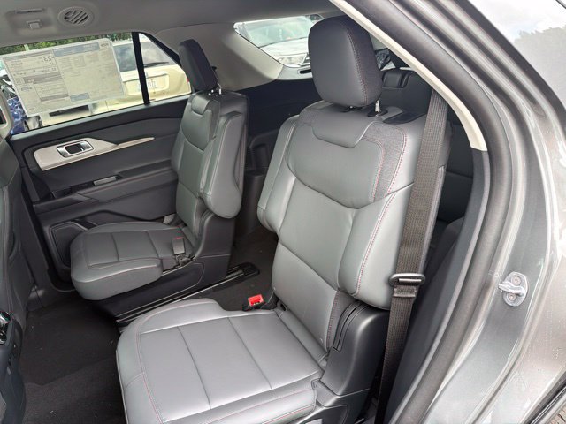 Used 2026 Ford Explorer Active w/ Active Comfort Package AWD/4WD image 52