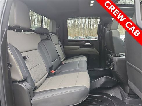 Used 2025 Chevrolet Silverado 2500 ZR2 w/ Technology Package image 28