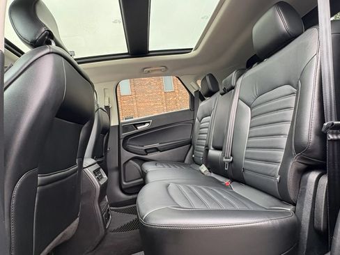 Used 2015 Ford Edge SEL w/ Equipment Group 201A AWD/4WD image 23