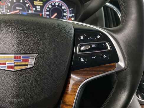Used 2015 Cadillac Escalade Luxury image 21