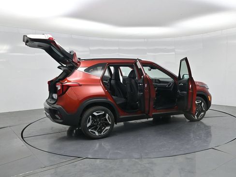 New 2026 Kia Seltos SX w/ SX Sunroof Package AWD/4WD image 4