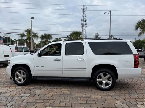Used 2010 Chevrolet Suburban LTZ AWD/4WD image 12