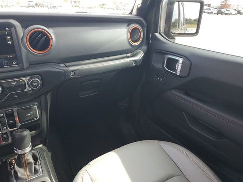 Used 2023 Jeep Gladiator Mojave w/ Trailer Tow Package image 11