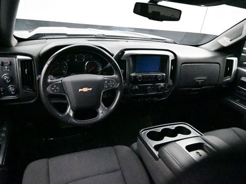 Used 2018 Chevrolet Silverado 1500 LT w/ All Star Edition AWD/4WD image 11