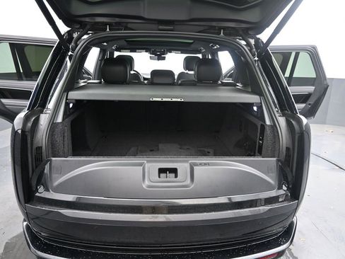 Used 2023 Land Rover Range Rover SE image 15