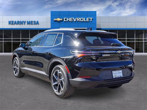 New 2026 Chevrolet Equinox EV LT image 4