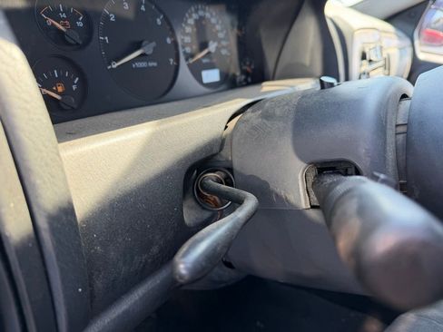 Used 2003 Jeep Grand Cherokee Laredo image 10