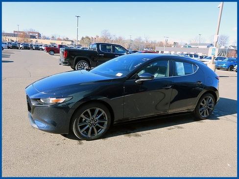 Used 2023 MAZDA MAZDA3 s image 2
