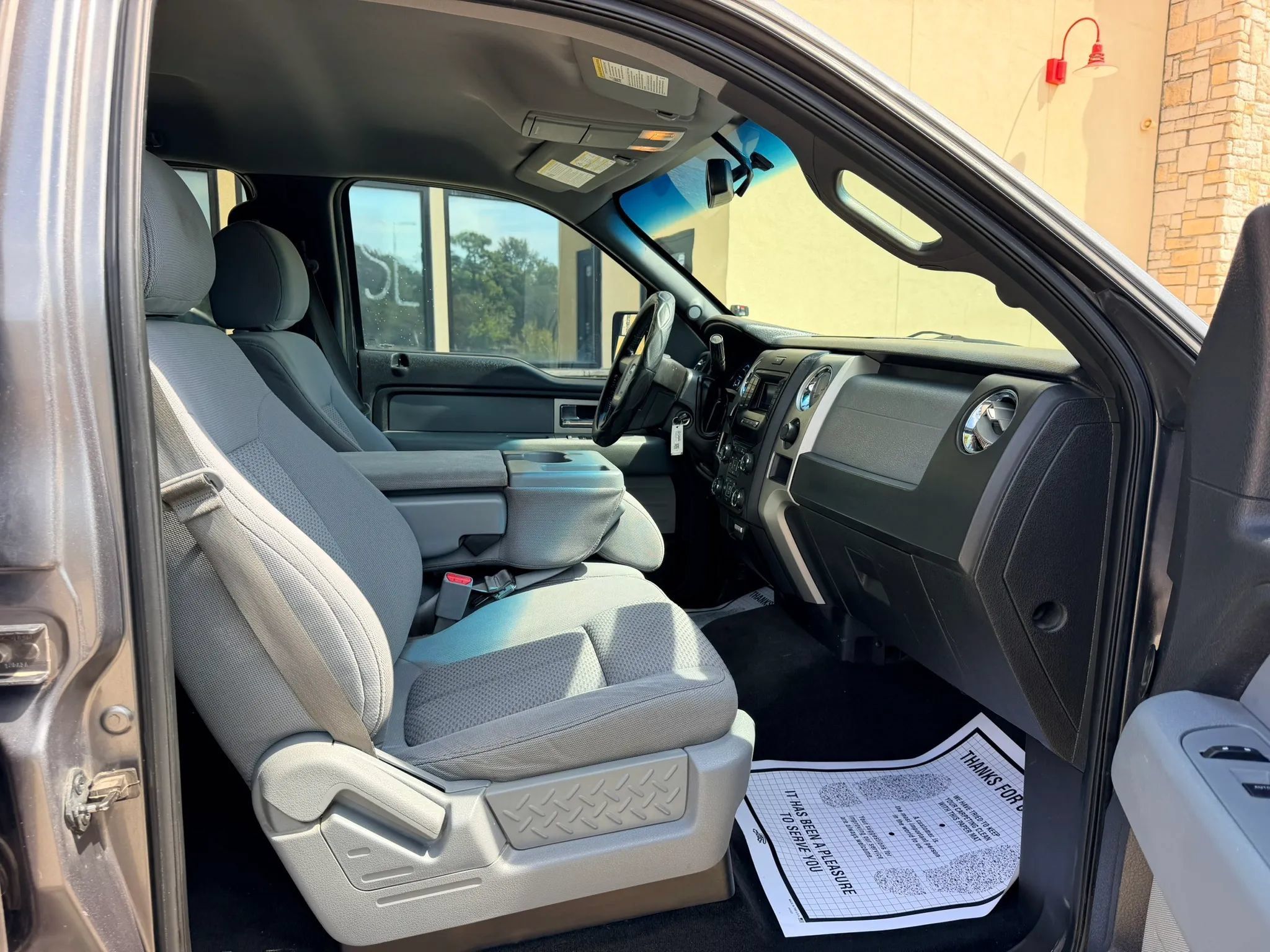 Used 2013 Ford F150 XLT w/ XLT Chrome Pkg RWD image 13