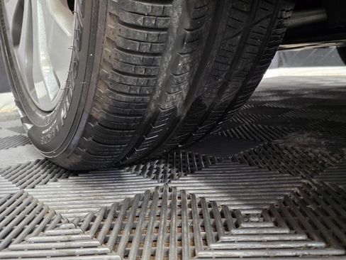 Used 2018 Mercedes-Benz GLS 450 4MATIC image 36