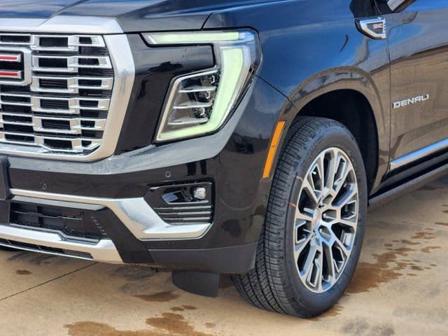 New 2026 GMC Yukon Denali w/ Sun & Power Step Package RWD image 8