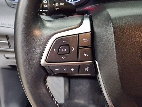 Used 2021 Toyota Highlander XSE image 46