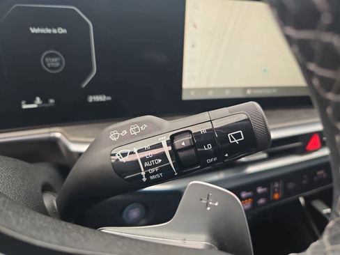 Certified 2025 Kia Sorento SX Prestige image 26