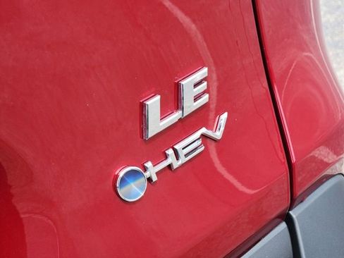 Used 2025 Toyota RAV4 LE image 6