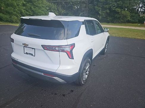 New 2026 Chevrolet Equinox LT w/ Convenience Package II image 6