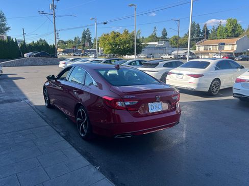 Used 2020 Honda Accord Sport image 2