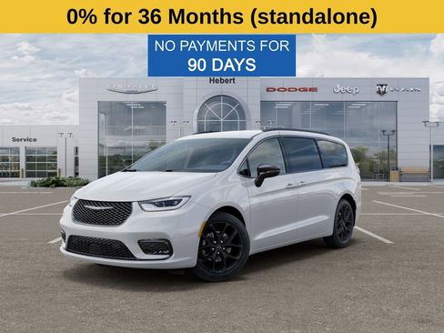 New 2026 Chrysler Pacifica Select w/ S Appearance Package FWD image 1