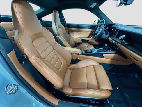 Certified 2026 Porsche 911 Carrera GTS RWD image 28