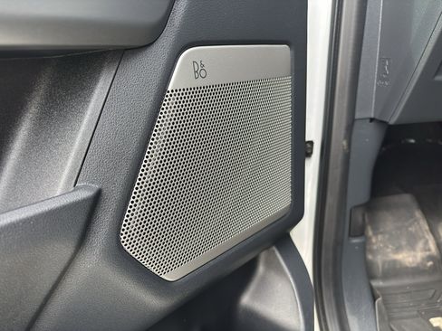 Used 2024 Ford F150 Lariat w/ FX4 Off-Road Package image 16