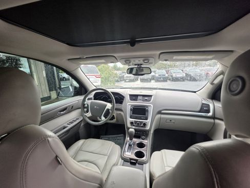 Used 2014 GMC Acadia SLT FWD image 12