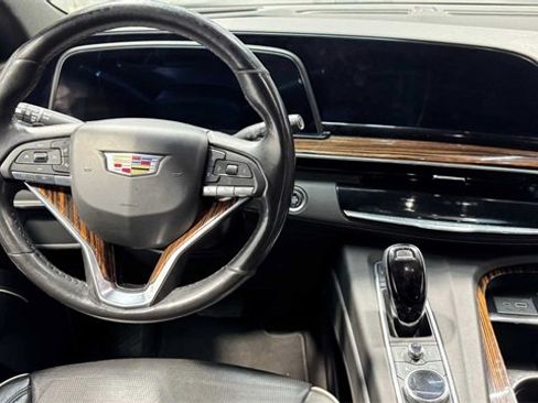 Used 2023 Cadillac Escalade ESV Premium Luxury image 22