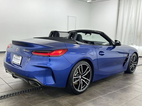 Used 2023 BMW Z4 M40i w/ Premium Package image 6