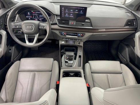 Used 2023 Audi Q5 2.0T Premium Plus w/ Premium Plus Package AWD/4WD image 17