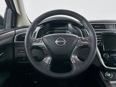 Used 2024 Nissan Murano SV w/ SV Midnight Edition Package image 17