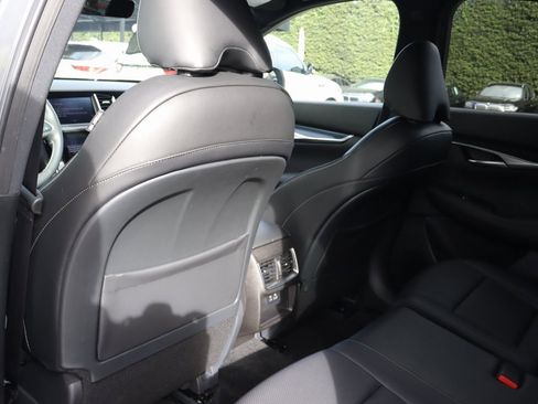 Certified 2025 INFINITI QX50 Sport image 20