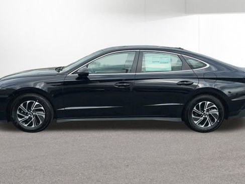 New 2026 Hyundai Sonata Blue FWD image 5