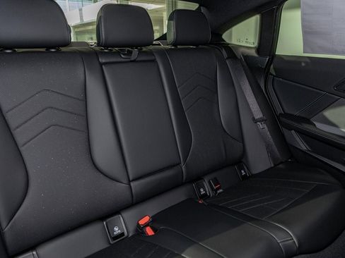 Used 2026 BMW M235i xDrive w/ Technology Package image 32