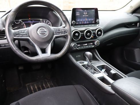 Used 2021 Nissan Sentra SV FWD image 4