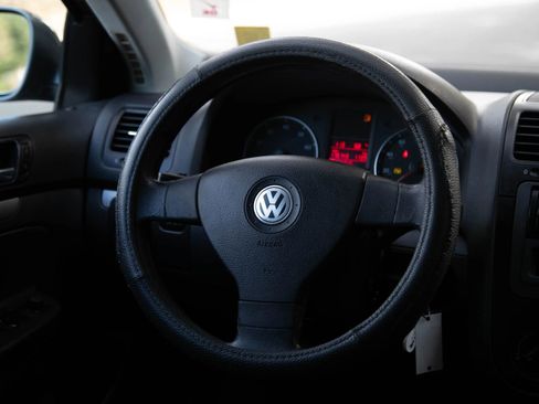 Used 2008 Volkswagen Jetta S FWD image 24