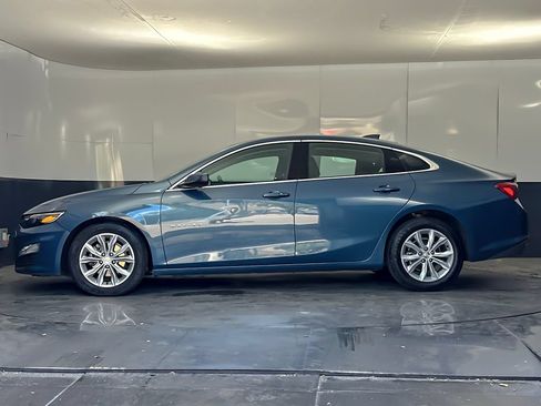 Used 2025 Chevrolet Malibu LT FWD image 6