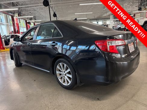 Used 2012 Toyota Camry LE image 4