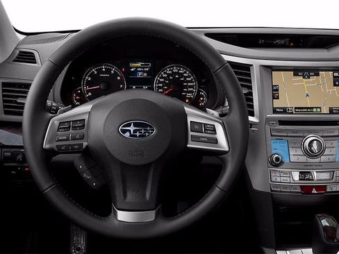 Used 2014 Subaru Legacy 2.5i AWD/4WD image 4