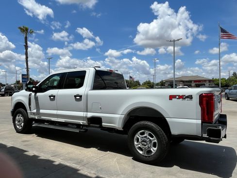New 2026 Ford F250 XLT AWD/4WD image 2