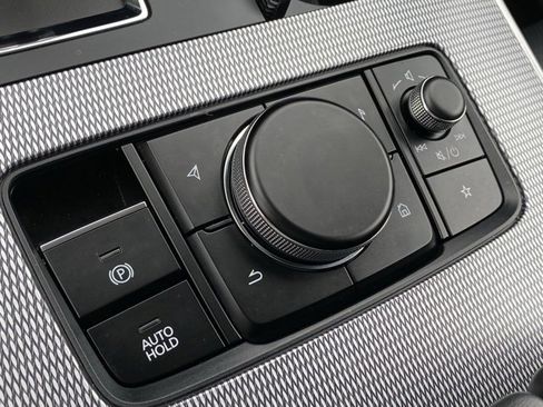 Used 2025 MAZDA CX-70 Plug-In Hybrid w/ Premium Plus image 18