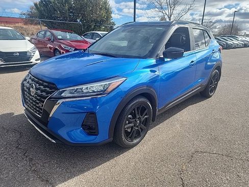 Used 2023 Nissan Kicks SR w/ SR Premium Package image 1